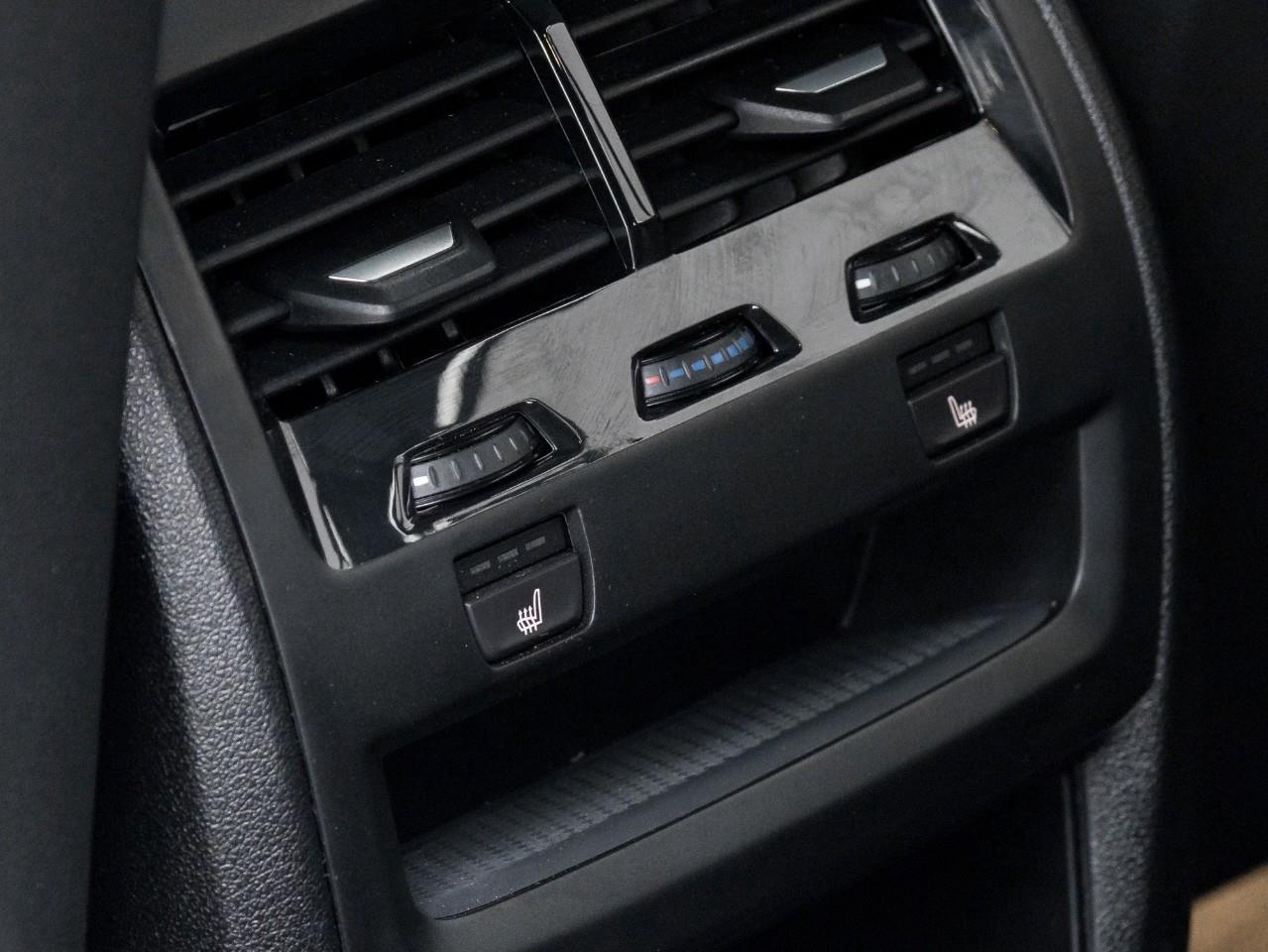 2024 BMW X5 xDrive40i 4dr All-Wheel Drive Sports Activity Vehicle Photo