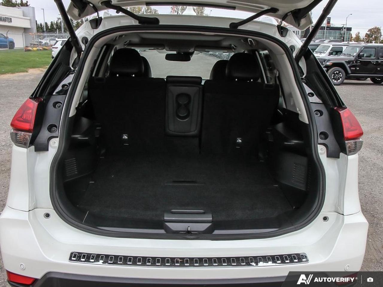 2020 Nissan Rogue AWD SL Photo