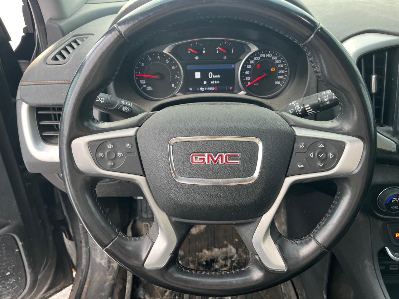 2021 GMC Terrain AWD SLE Photo