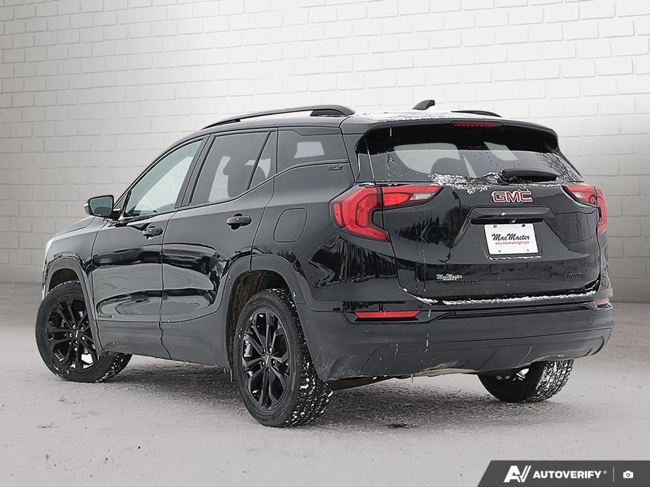 2021 GMC Terrain AWD SLE Photo