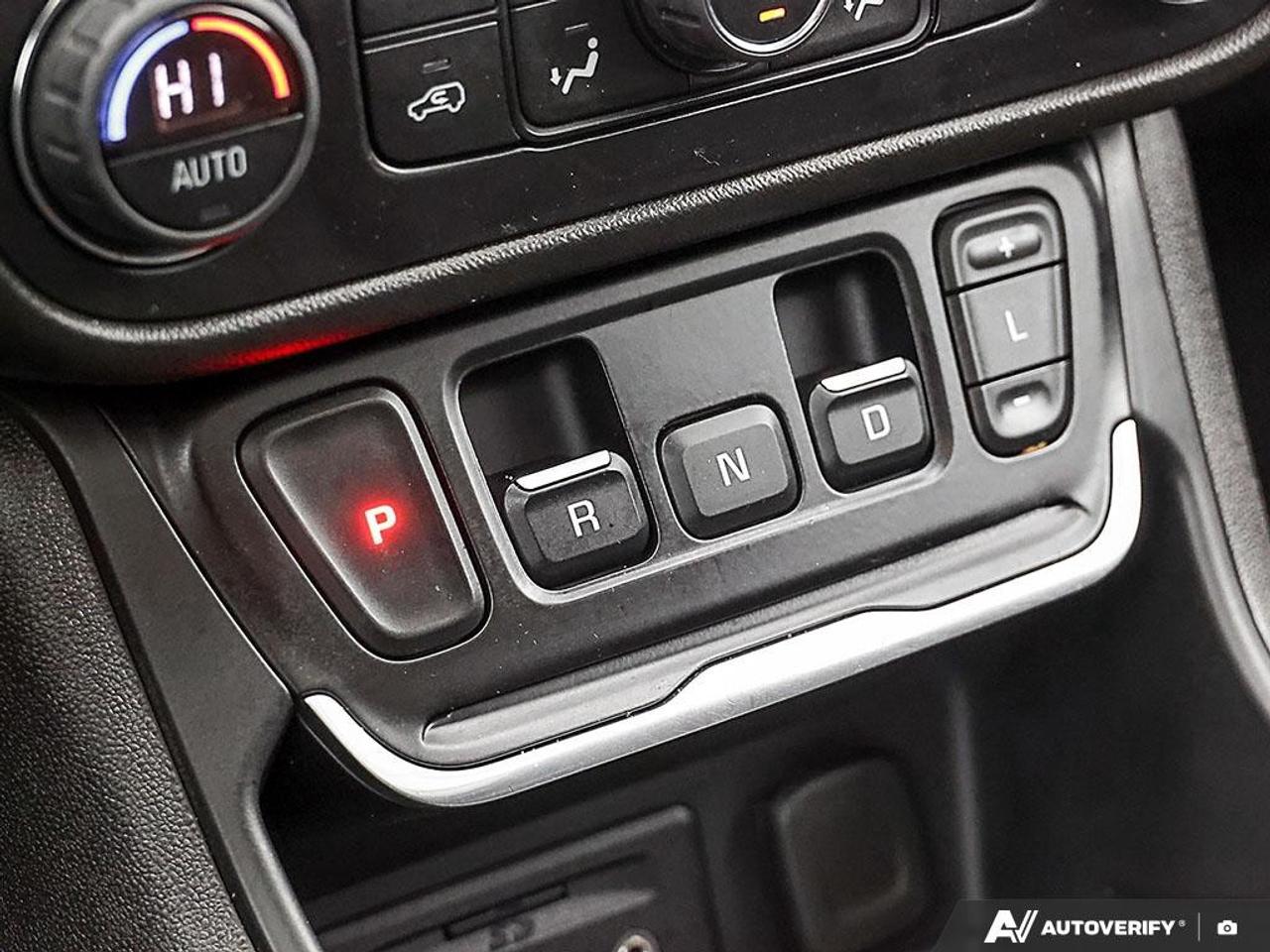 2021 GMC Terrain AWD SLE Photo