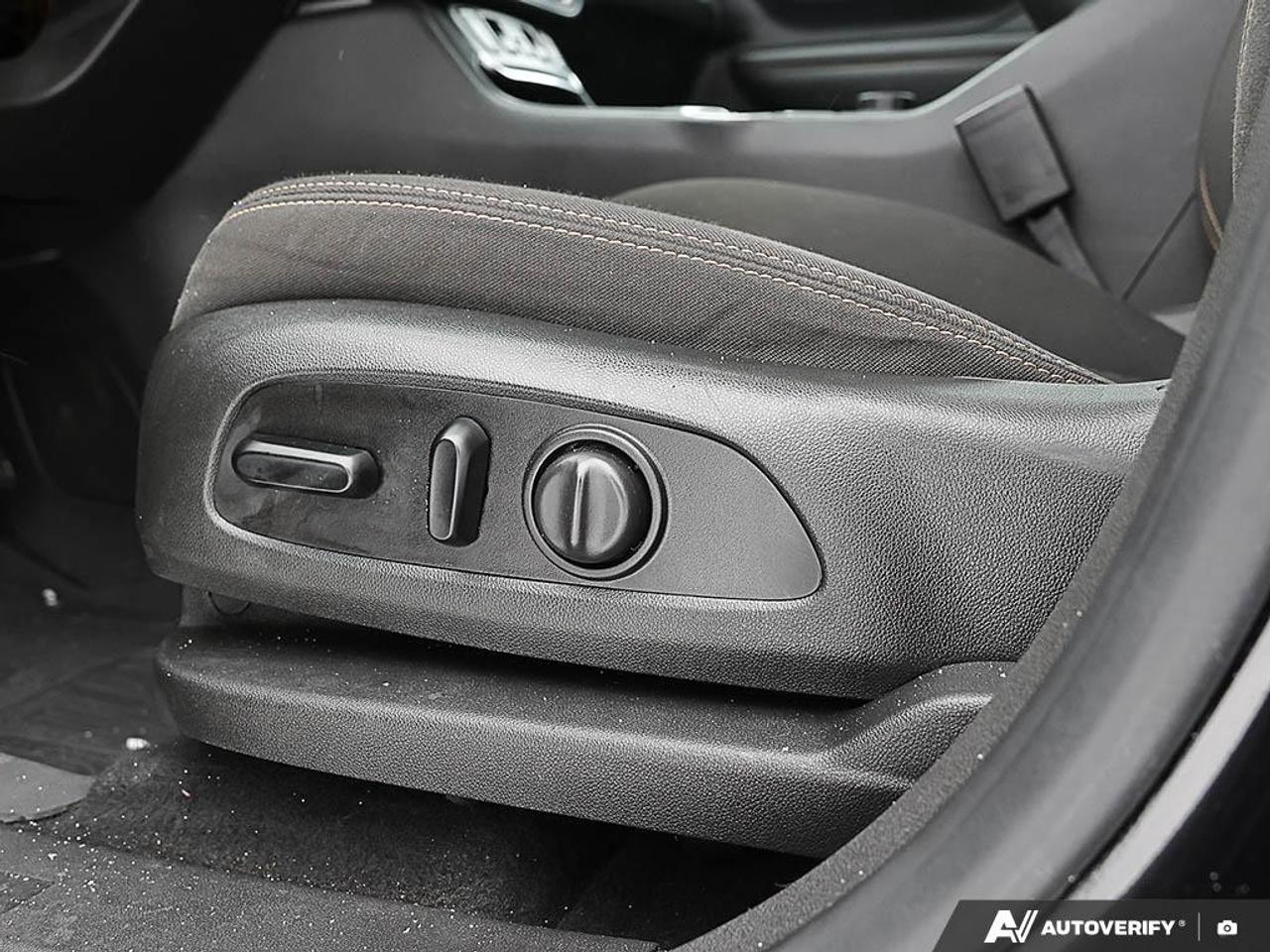 2021 GMC Terrain AWD SLE Photo