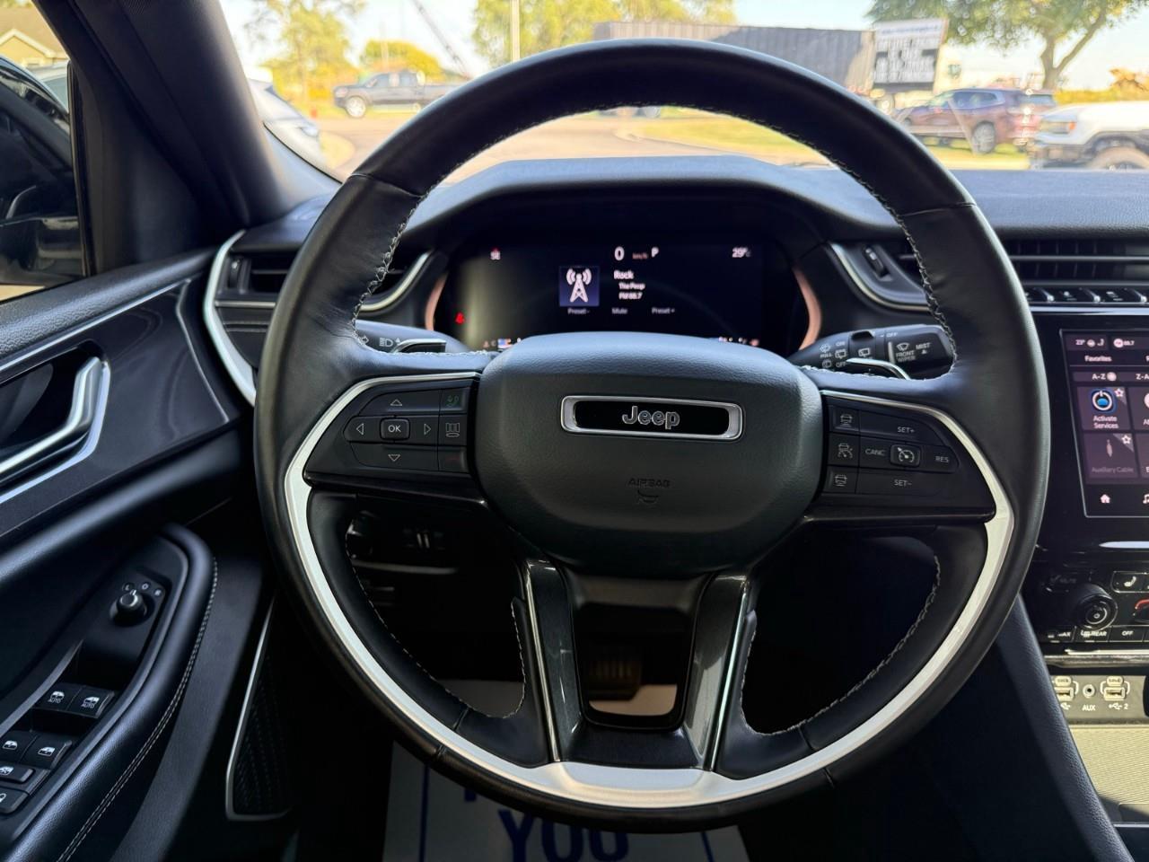 2021 Jeep Grand Cherokee L Laredo 4dr 4x4 Photo