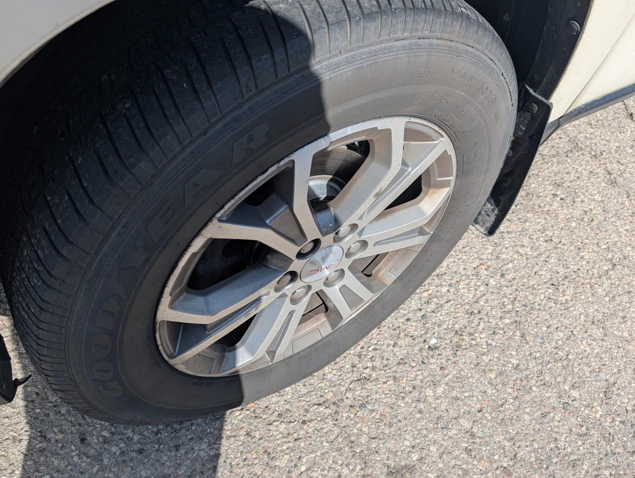 2014 GMC Acadia AWD 4DR SLT2 Photo