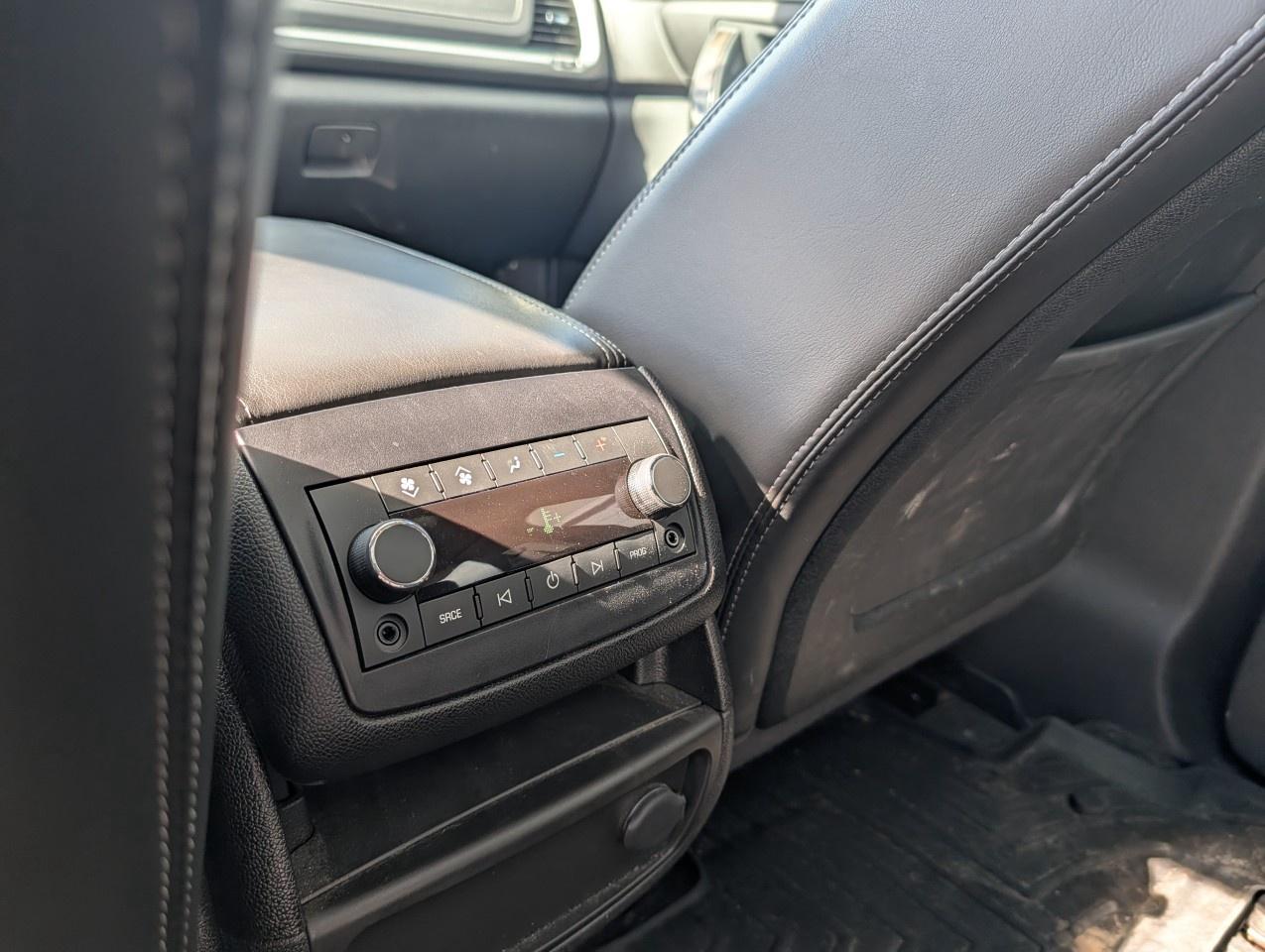 2014 GMC Acadia AWD 4DR SLT2 Photo