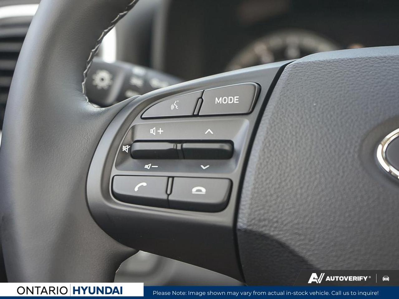 2025 Hyundai Venue Preferred w/Two-Tone 4dr Front-Wheel Drive Photo