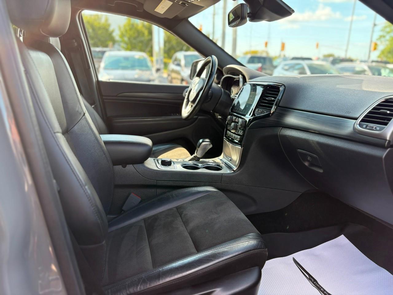 2021 Jeep Grand Cherokee Laredo 4dr 4x4 Photo