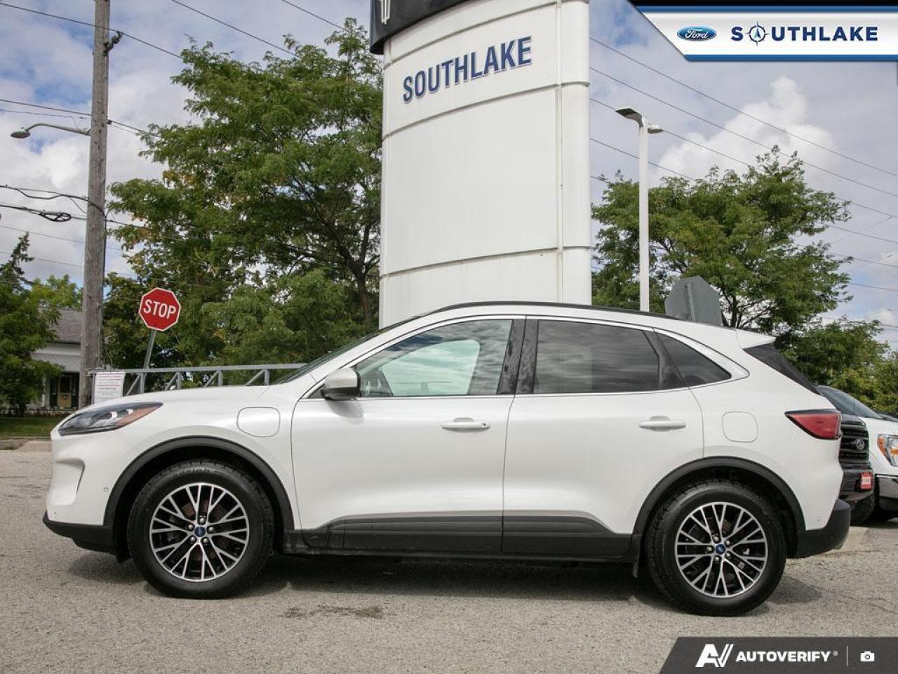 2021 Ford Escape PHEV Titanium 4dr Front-Wheel Drive Photo