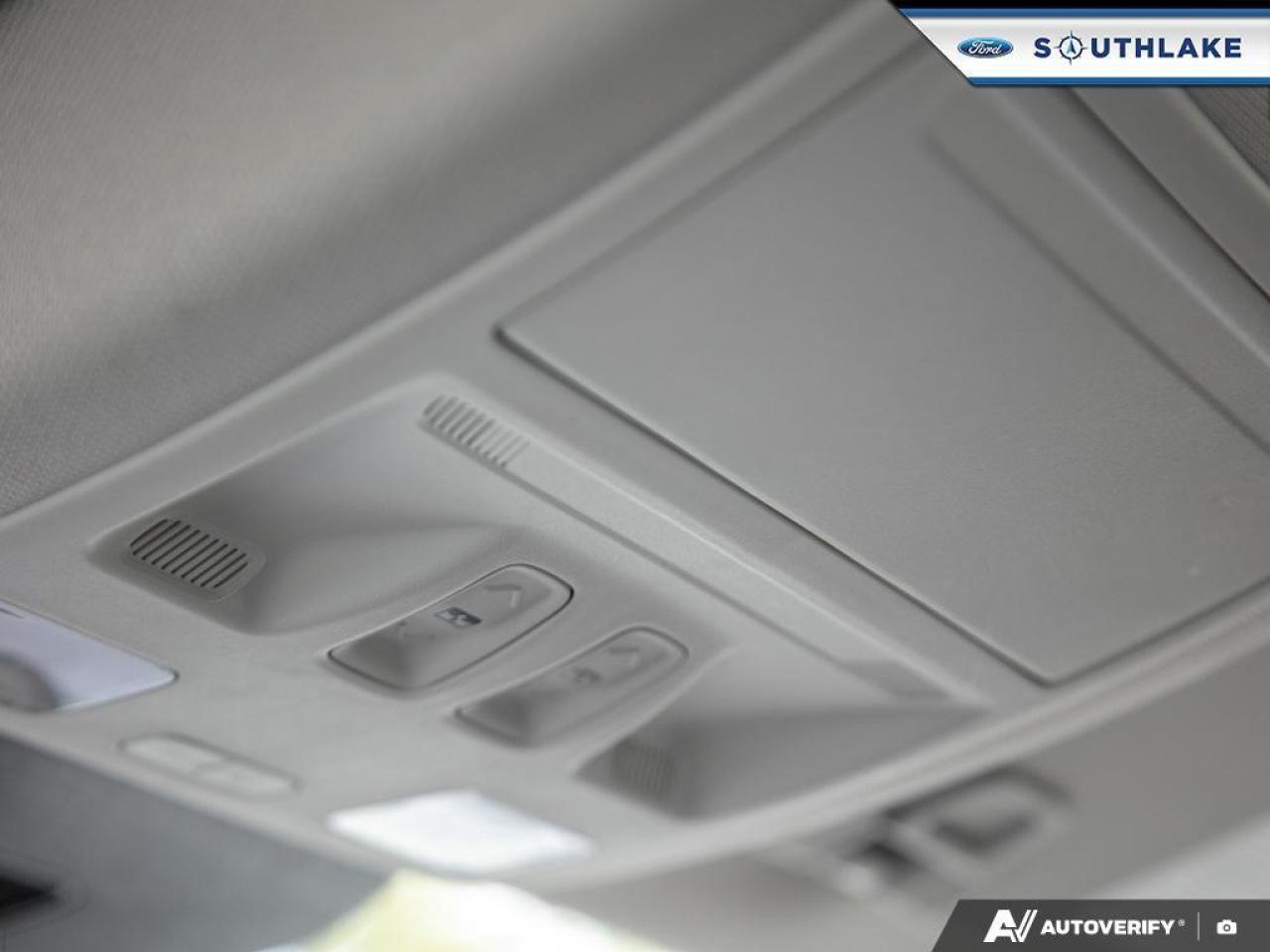 2021 Ford Escape PHEV Titanium 4dr Front-Wheel Drive Photo