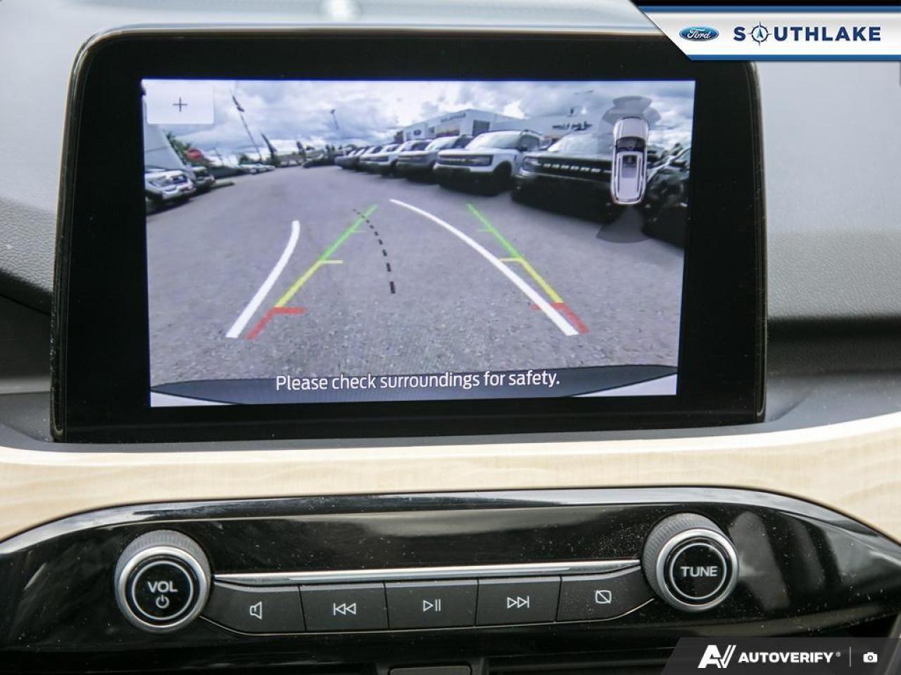 2021 Ford Escape PHEV Titanium 4dr Front-Wheel Drive Photo