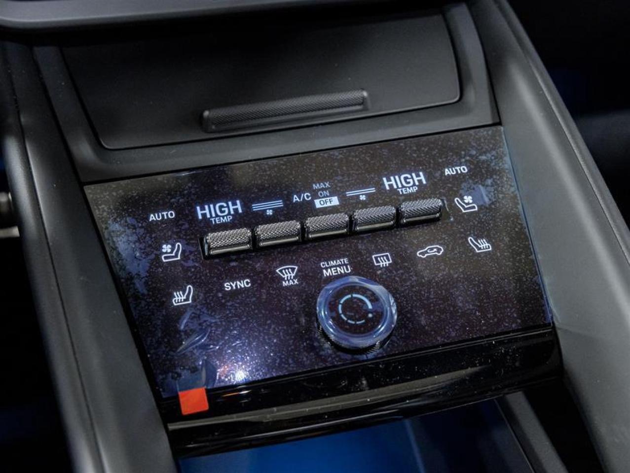 2025 Porsche Macan  Photo