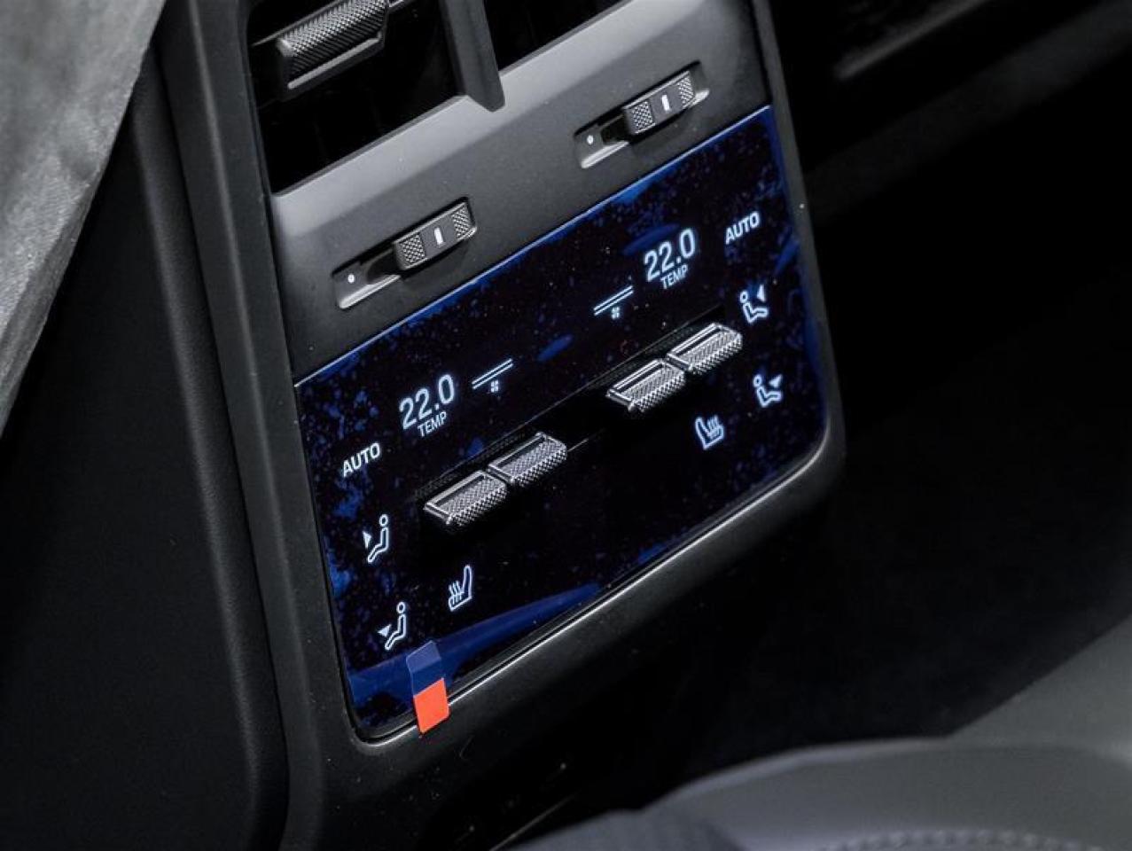 2025 Porsche Macan  Photo