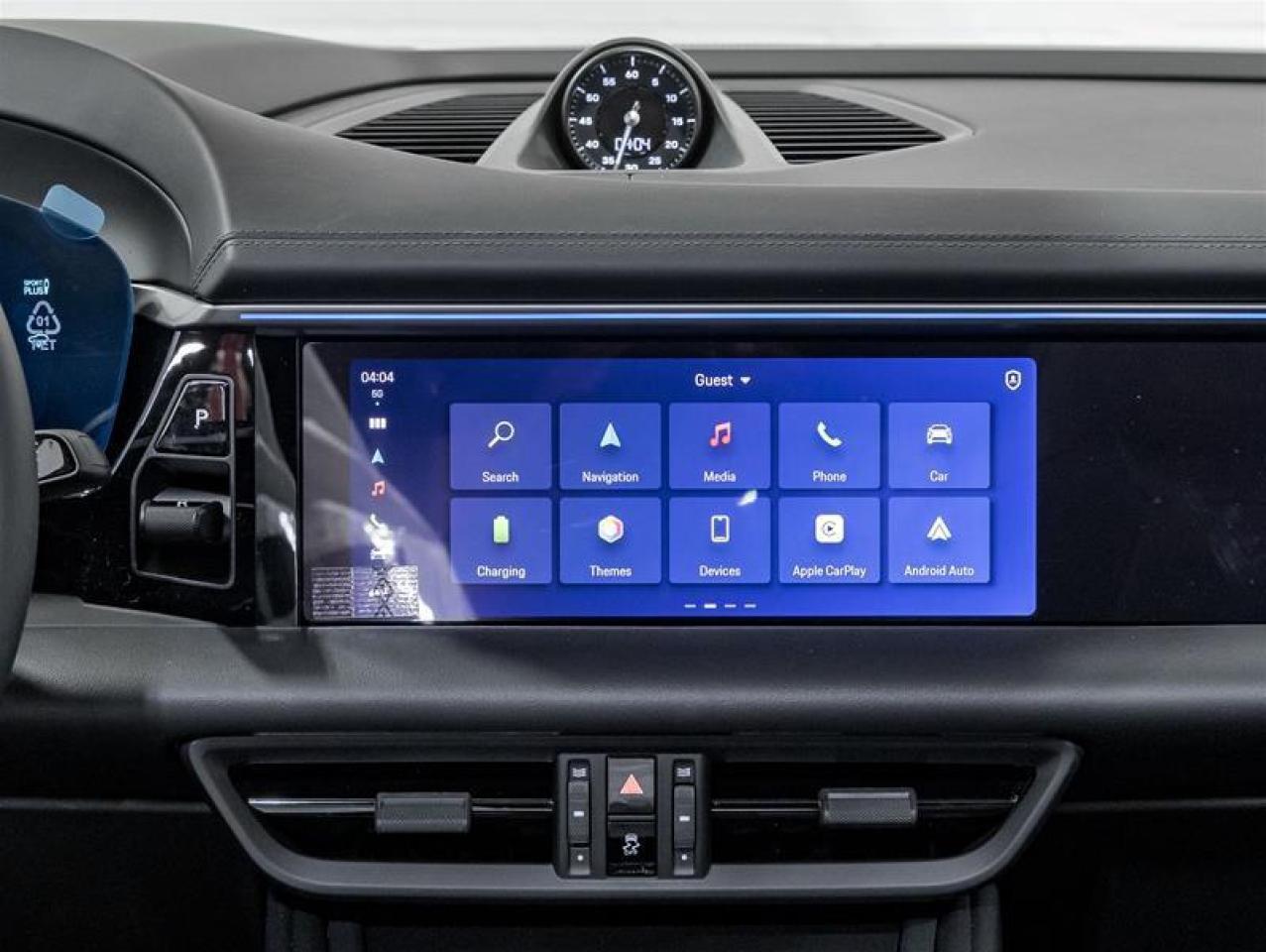 2025 Porsche Macan  Photo