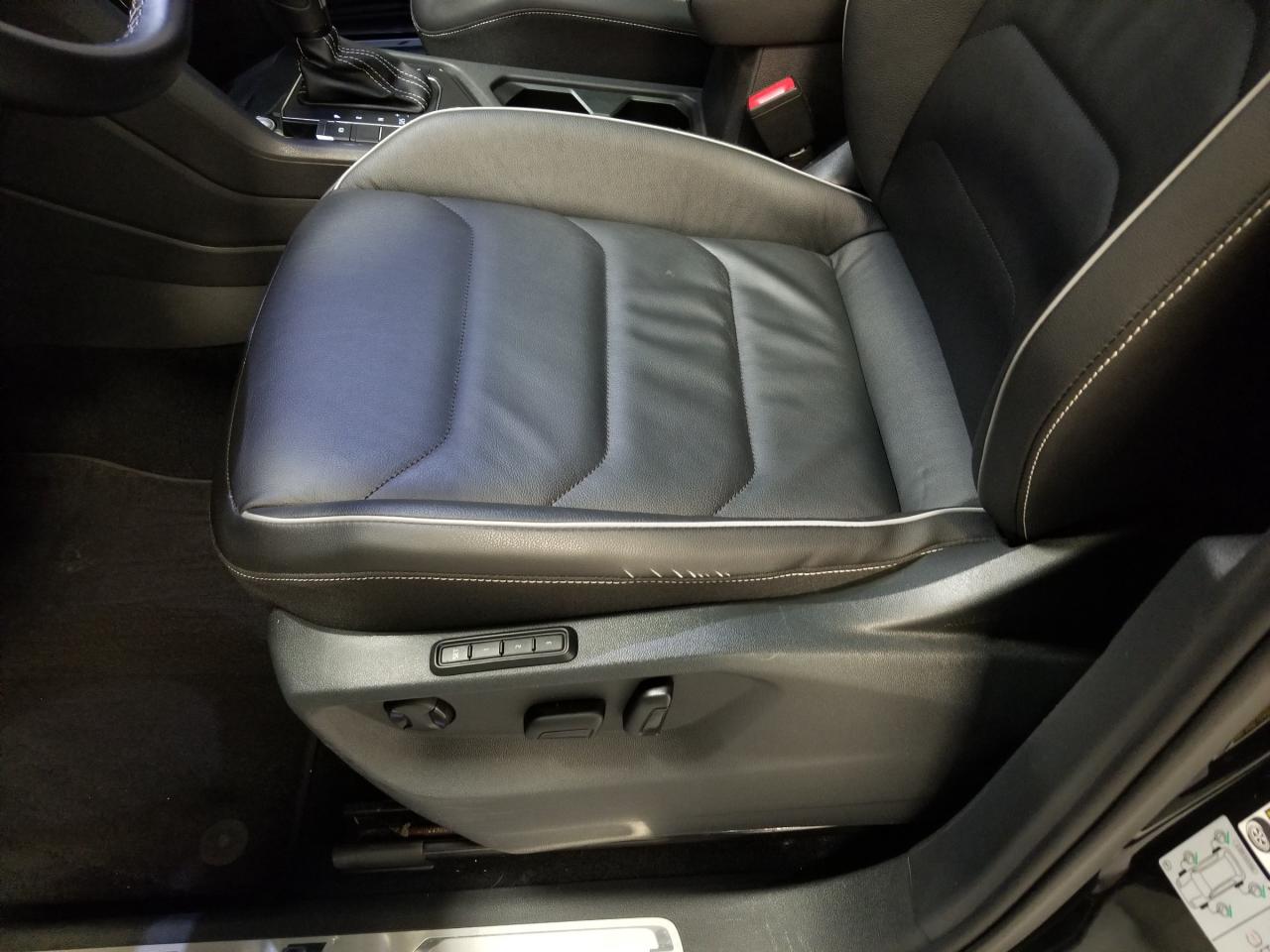 2021 Volkswagen Tiguan Highline 4dr All-wheel Drive 4MOTION Photo