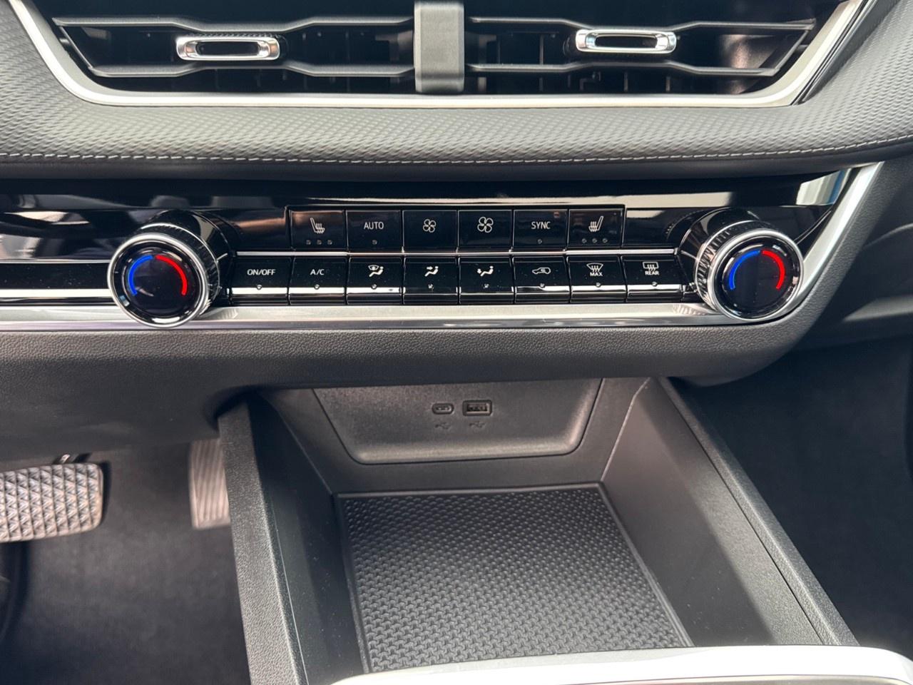 2026 Chevrolet Equinox AWD LT Photo