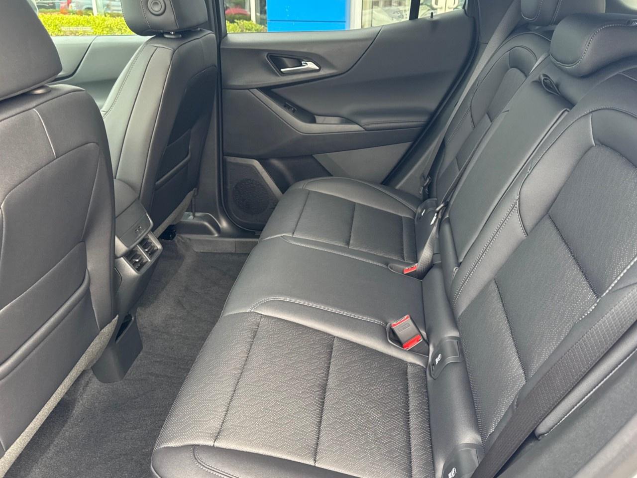 2026 Chevrolet Equinox AWD LT Photo