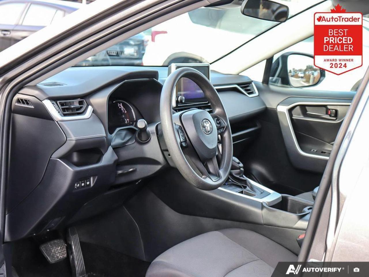 2024 Toyota RAV4 LE 4dr All-wheel Drive Photo