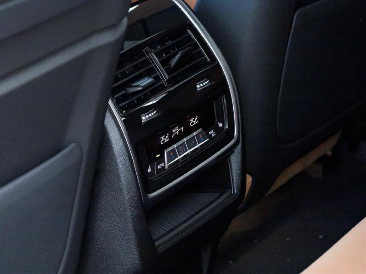 2026 BMW X6 xDrive40i 4dr All-Wheel Drive Sports Activity Coupe Photo