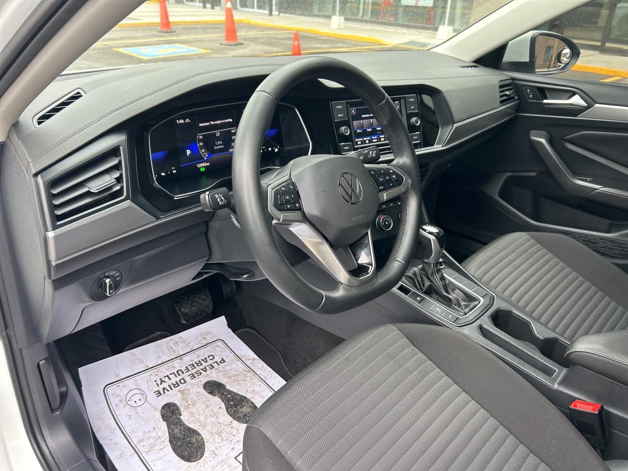 2023 Volkswagen Jetta Trendline Auto   CLEAN CARFAX Photo