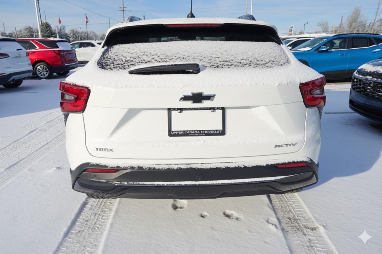 2025 Chevrolet Trax FWD 4dr ACTIV Photo