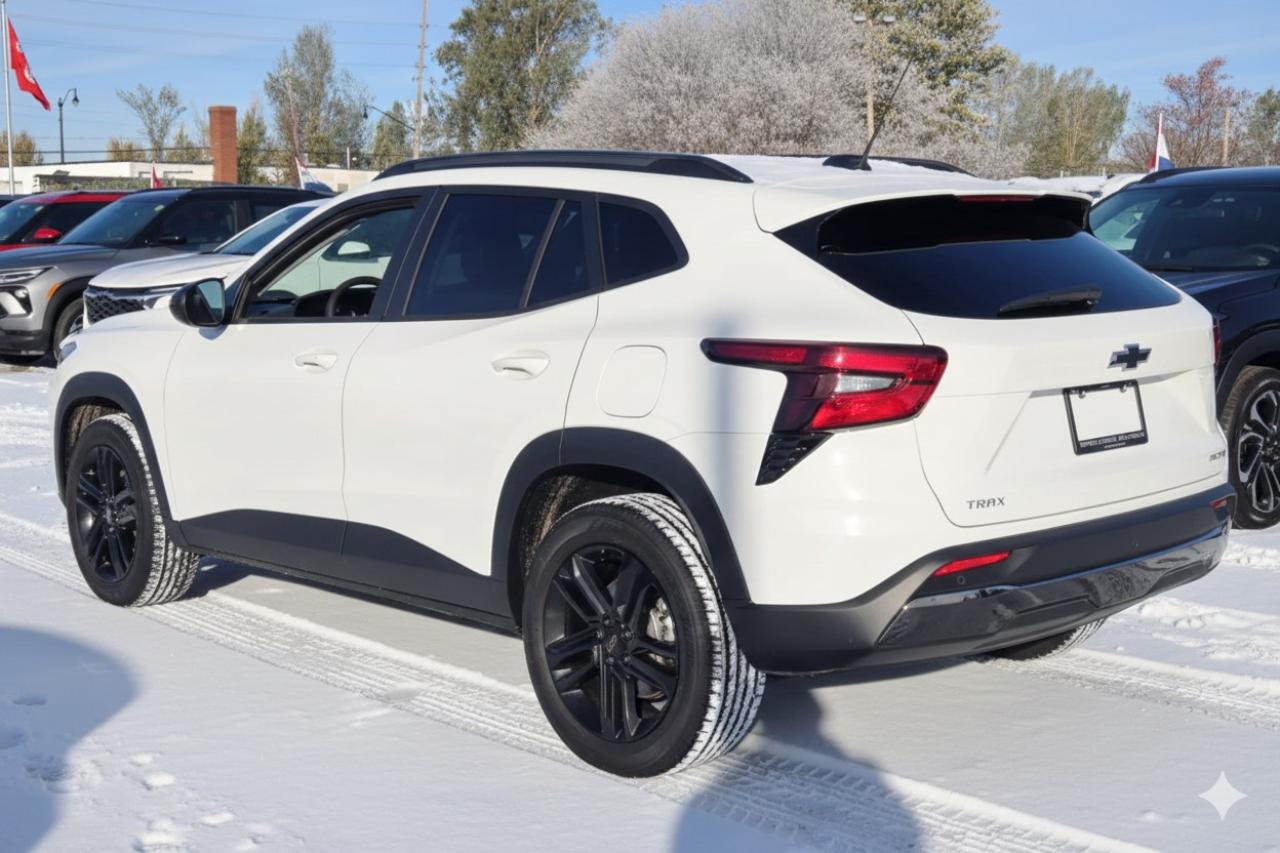 2025 Chevrolet Trax FWD 4dr ACTIV Photo