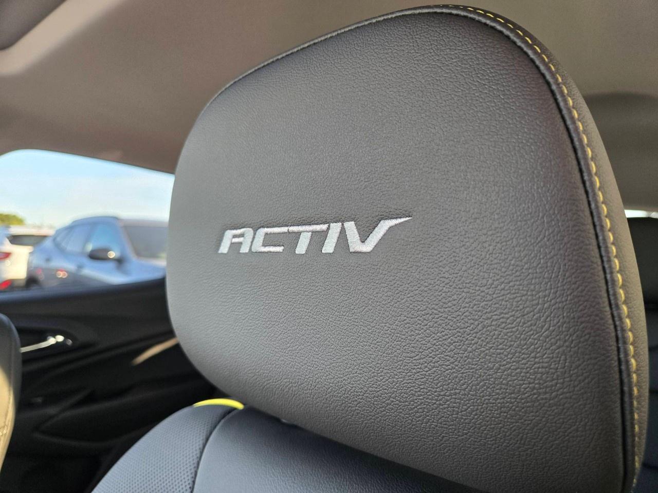 2025 Chevrolet Trax FWD 4dr ACTIV Photo