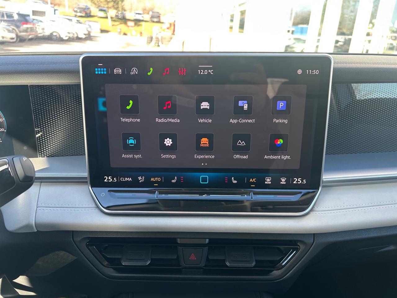 2026 Volkswagen Tiguan Comfortline 4dr All-wheel Drive 4MOTION Photo