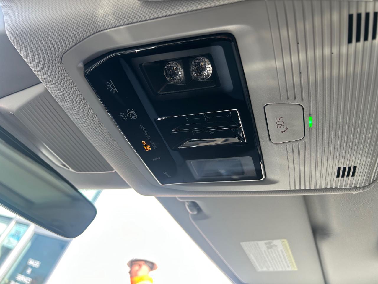 2026 Volkswagen Tiguan Comfortline 4dr All-wheel Drive 4MOTION Photo