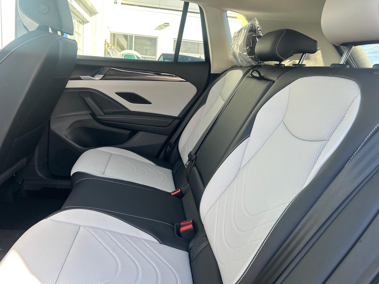 2026 Volkswagen Tiguan Comfortline 4dr All-wheel Drive 4MOTION Photo