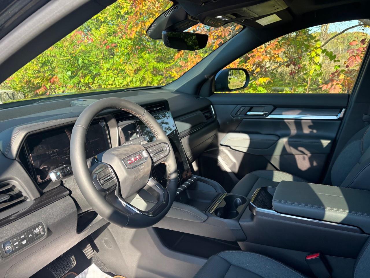 2026 GMC Terrain AWD AT4 Photo3