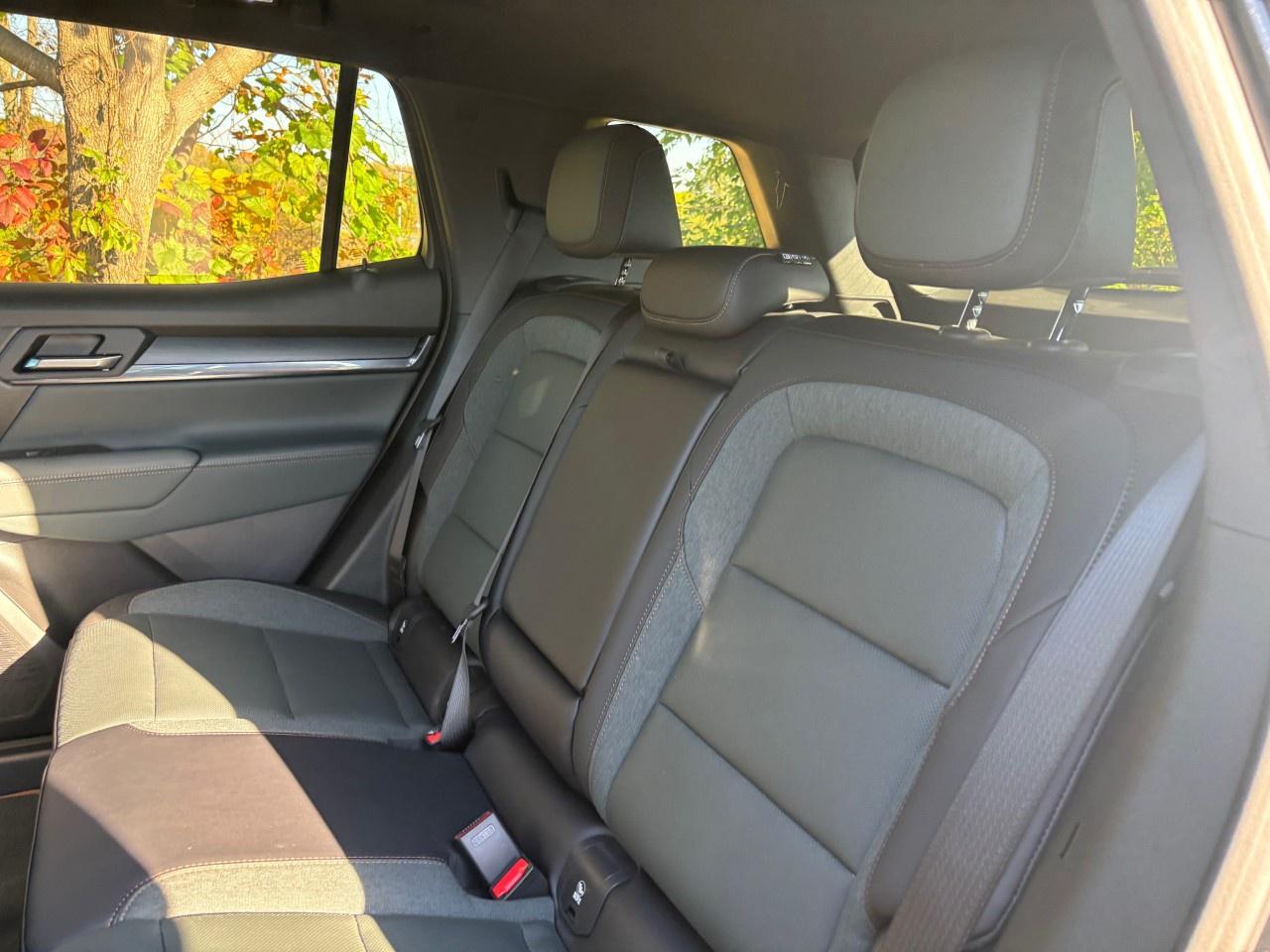 2026 GMC Terrain AWD AT4 Photo