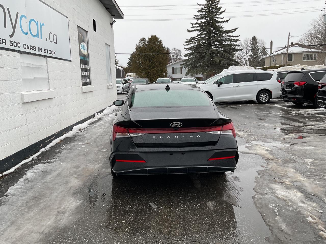 2024 Hyundai Elantra  Photo