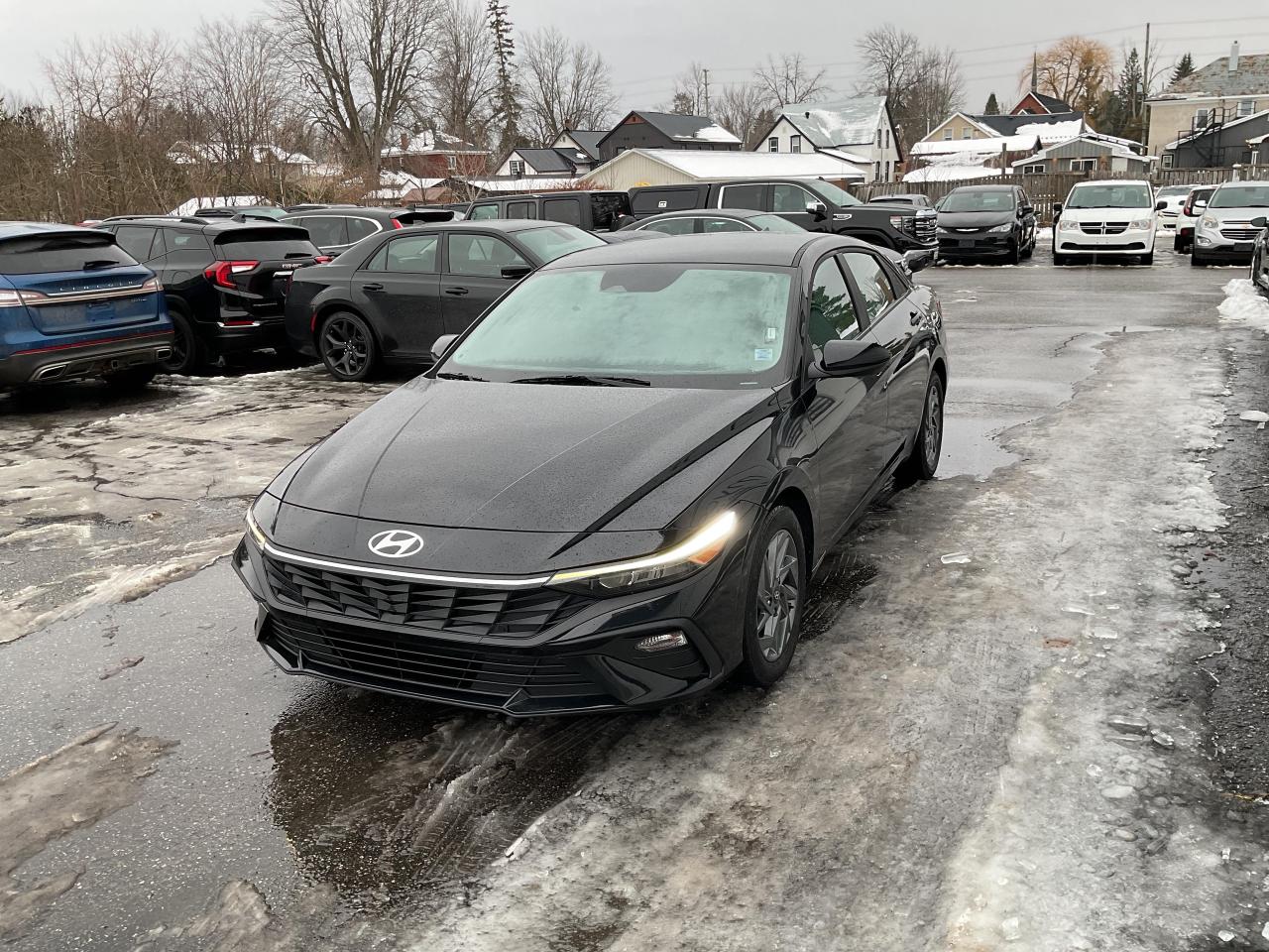 2024 Hyundai Elantra  Photo