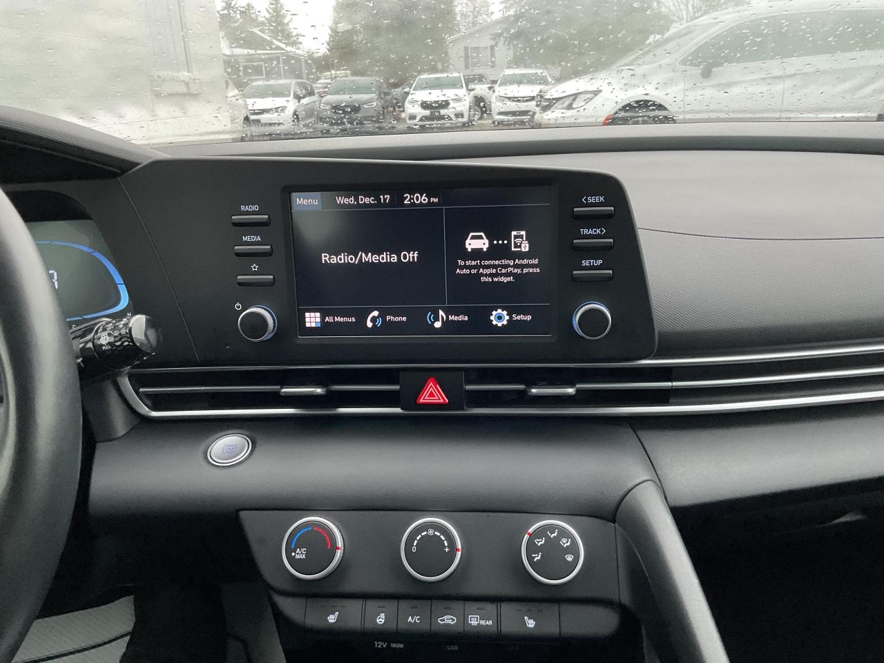 2024 Hyundai Elantra  Photo