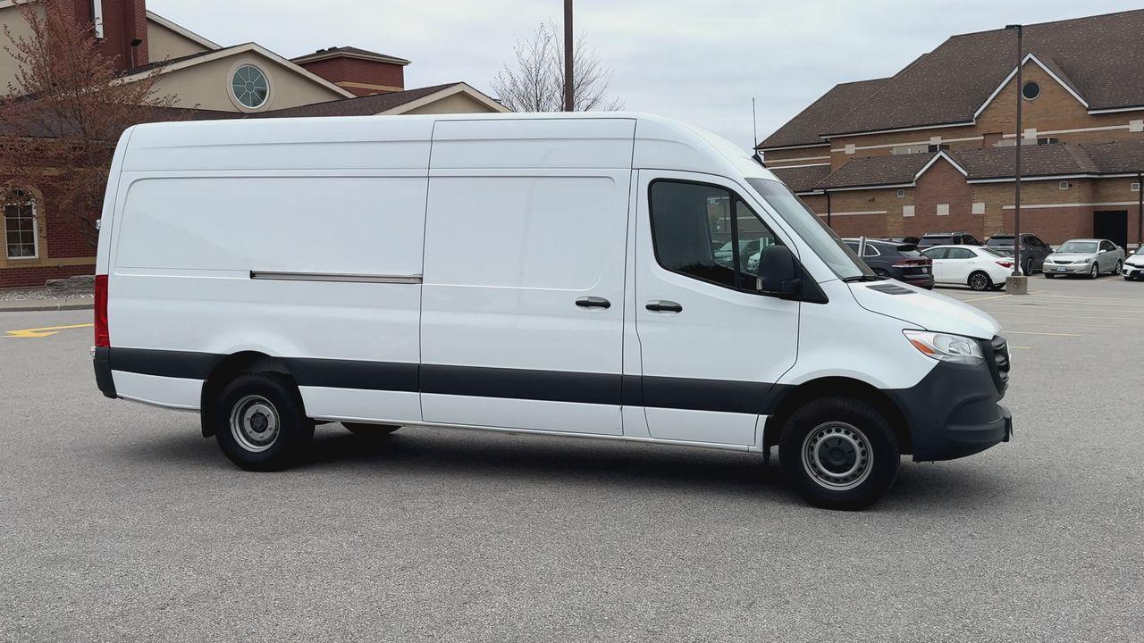 2024 Mercedes-Benz Sprinter 3500 High Roof 4-Cyl Diesel Sprinter 3500 Cargo Van 170 in. WB Photo5