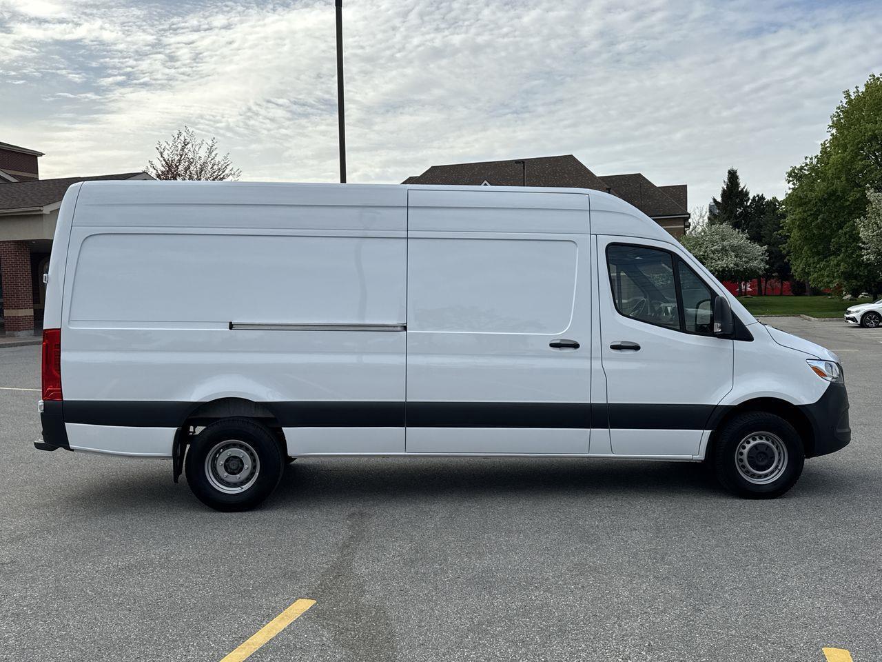 2024 Mercedes-Benz Sprinter 3500 High Roof 4-Cyl Diesel Sprinter 3500 Cargo Van 170 in. WB Photo