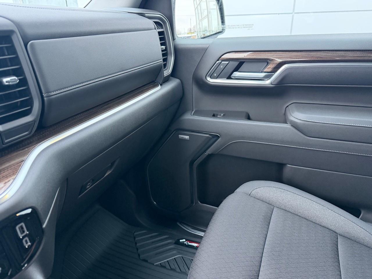 2026 Chevrolet Silverado 1500 Crew Cab Short Box 4-Wheel Drive LT Trail Boss Photo