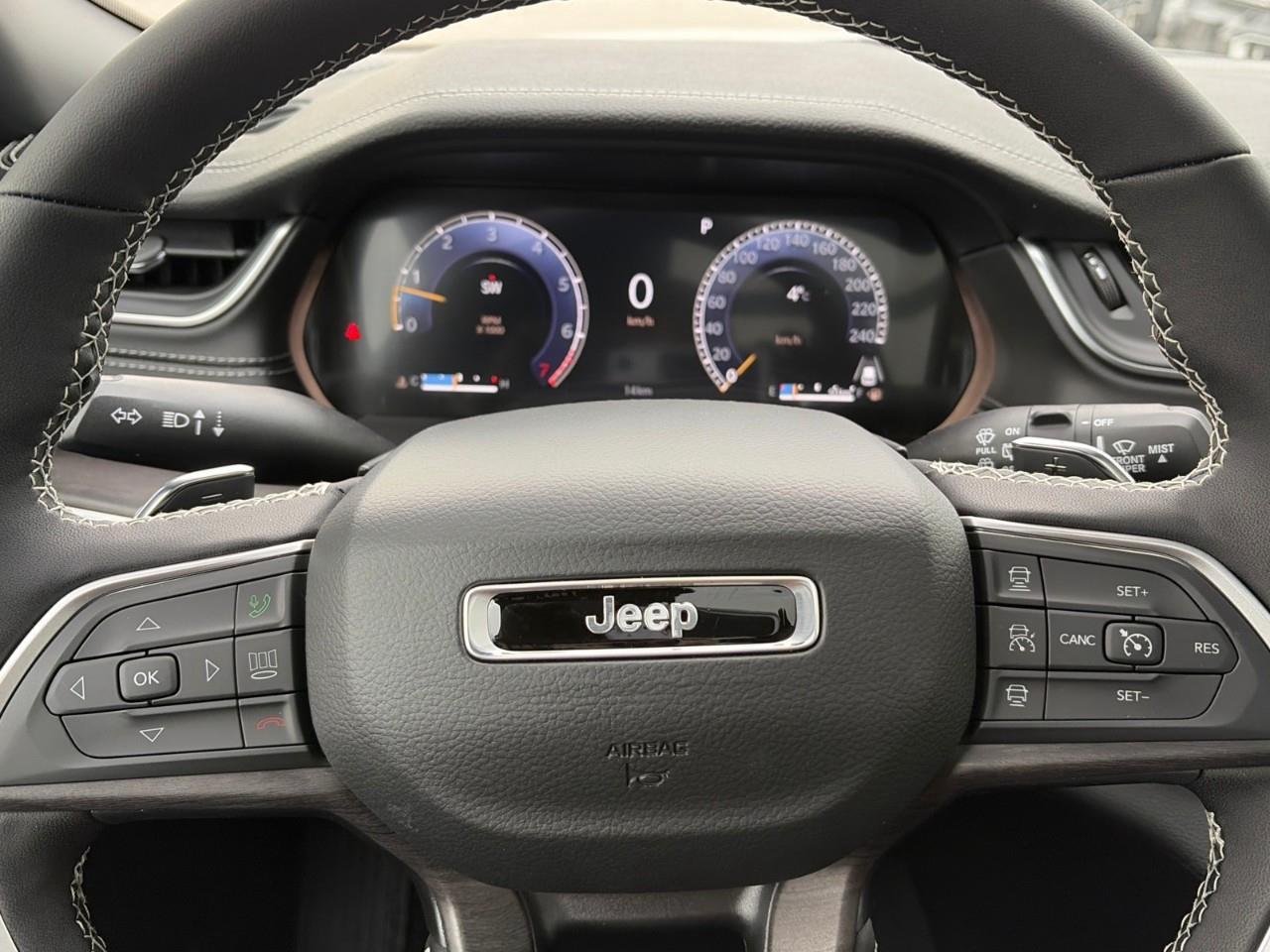 2025 Jeep Grand Cherokee Limited 4dr 4x4 Photo