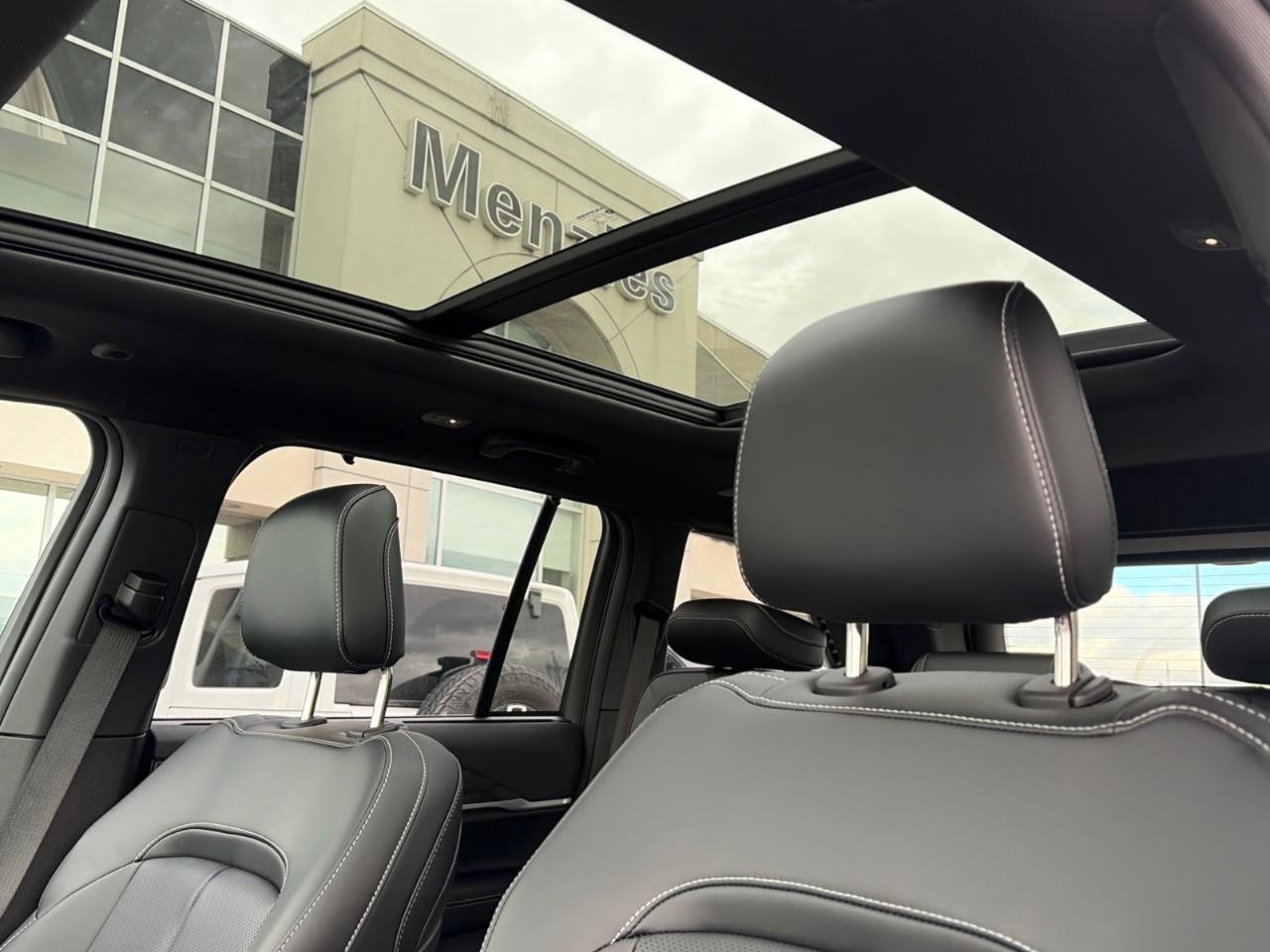 2025 Jeep Grand Cherokee Limited 4dr 4x4 Photo