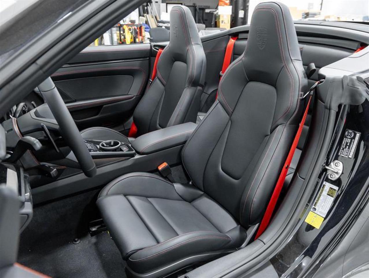 2025 Porsche 911  Photo