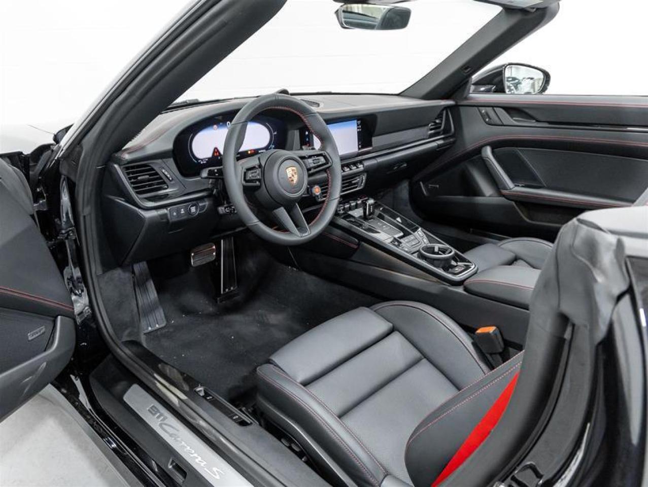 2025 Porsche 911  Photo