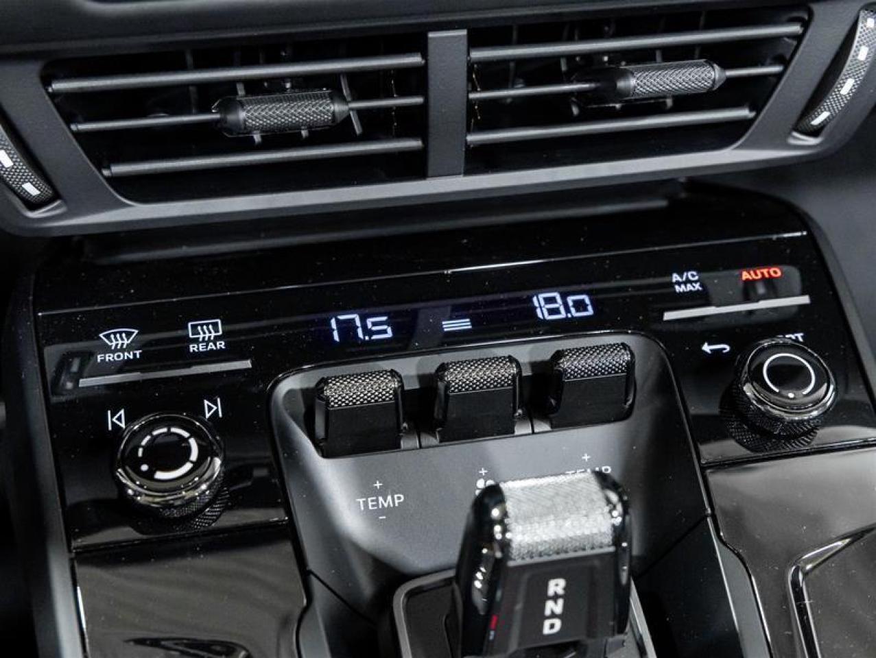 2025 Porsche 911  Photo