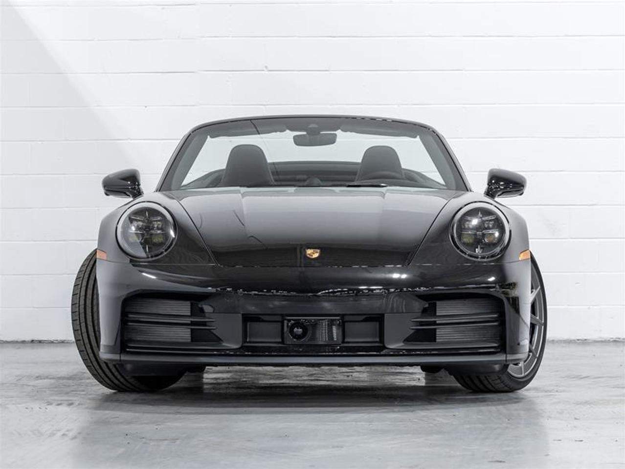 2025 Porsche 911  Photo