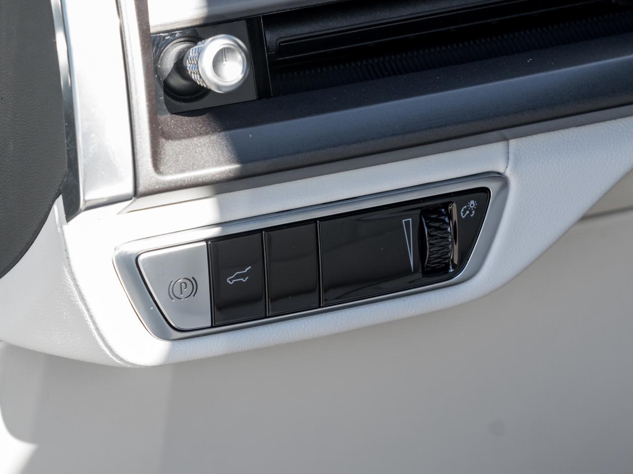 2026 Cadillac VISTIQ Sport 4dr All-Wheel Drive Photo