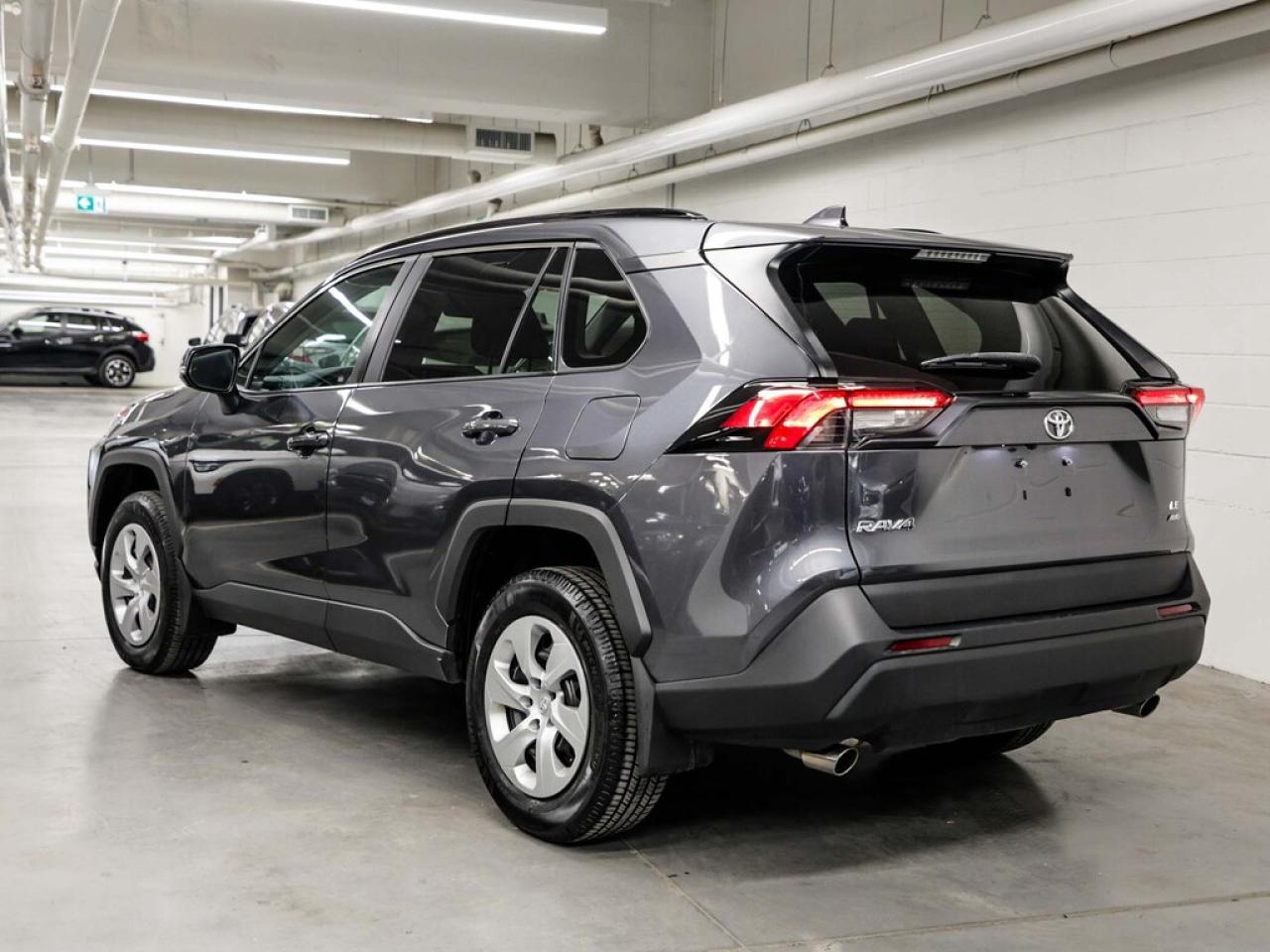 2021 Toyota RAV4  Photo4