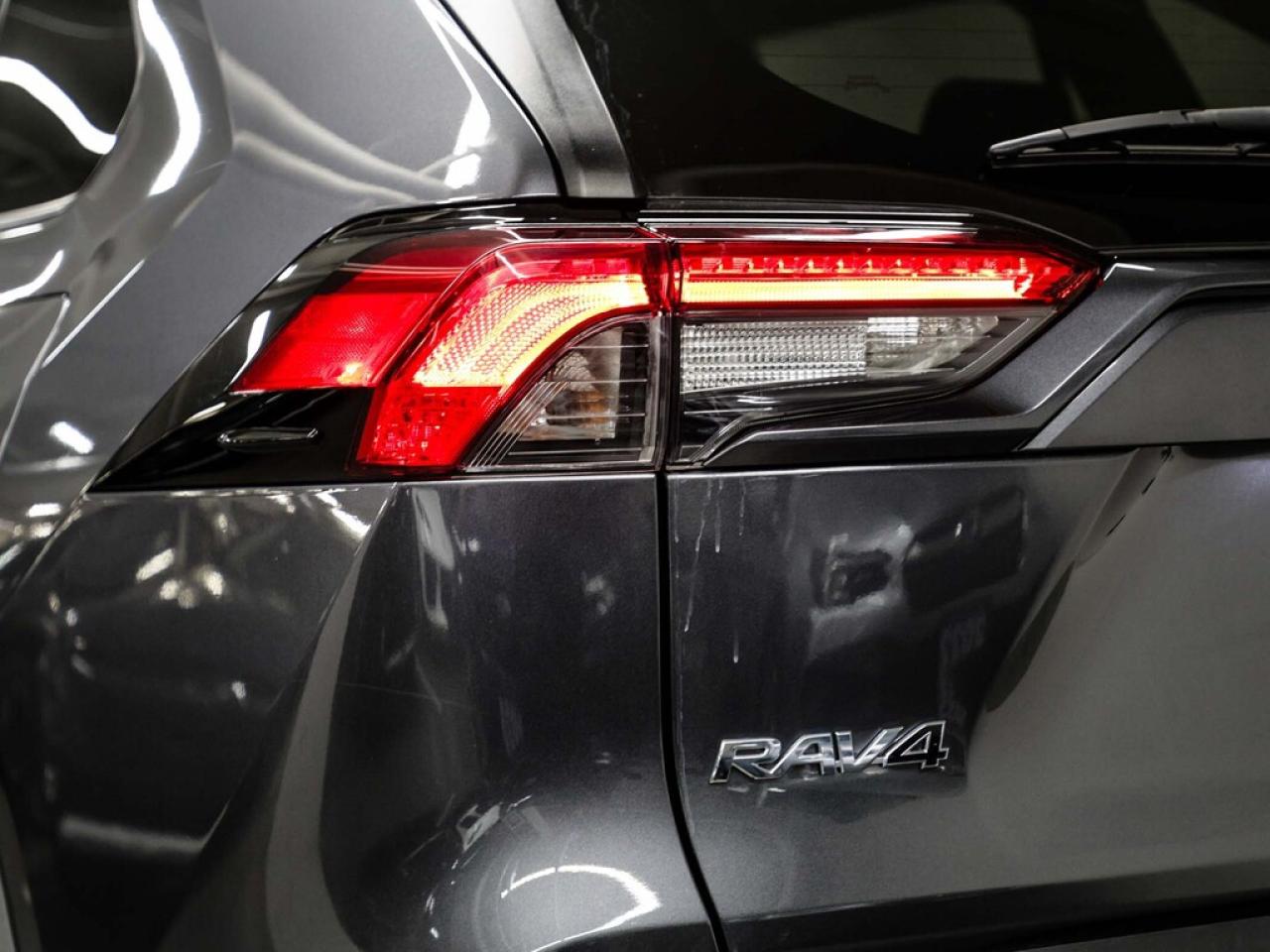 2021 Toyota RAV4  Photo