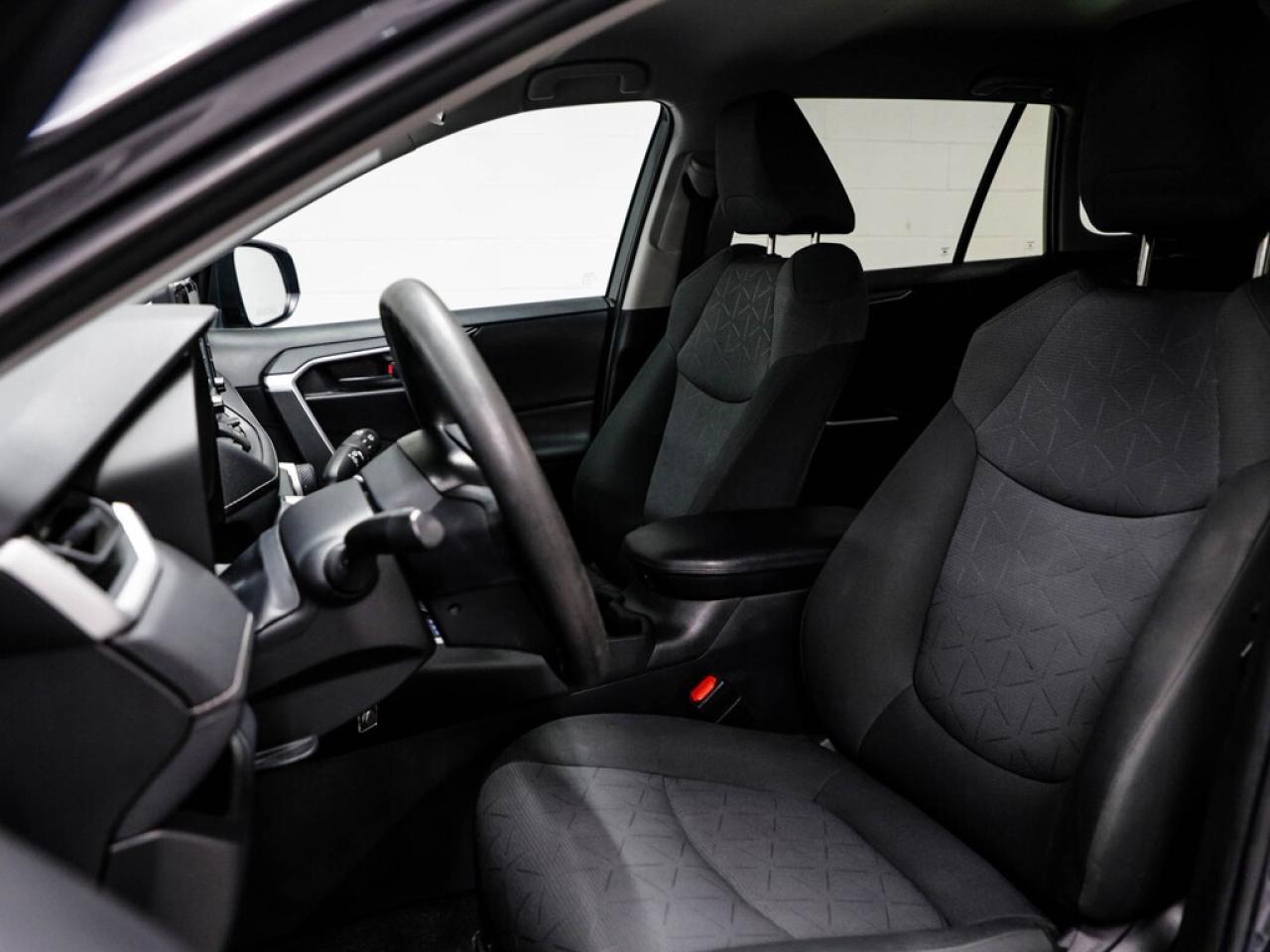 2021 Toyota RAV4  Photo