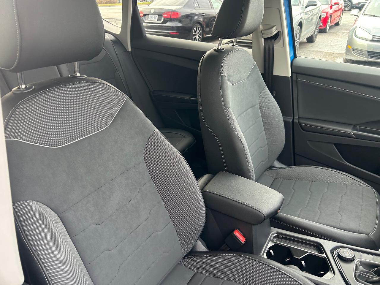 2026 Volkswagen Taos Comfortline Black Edition 4dr All-Wheel Drive 4MOTION Photo