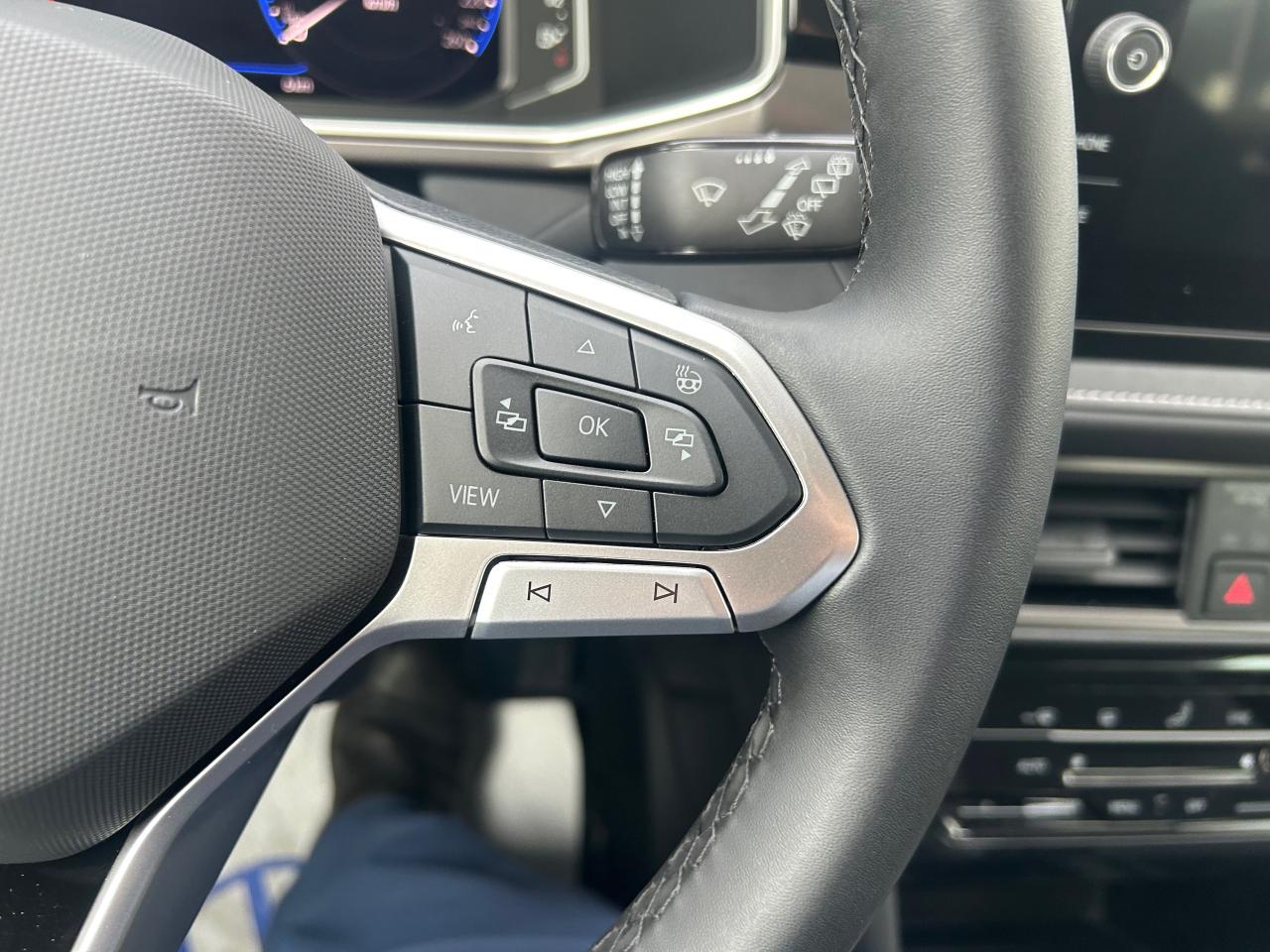 2026 Volkswagen Taos Comfortline Black Edition 4dr All-Wheel Drive 4MOTION Photo