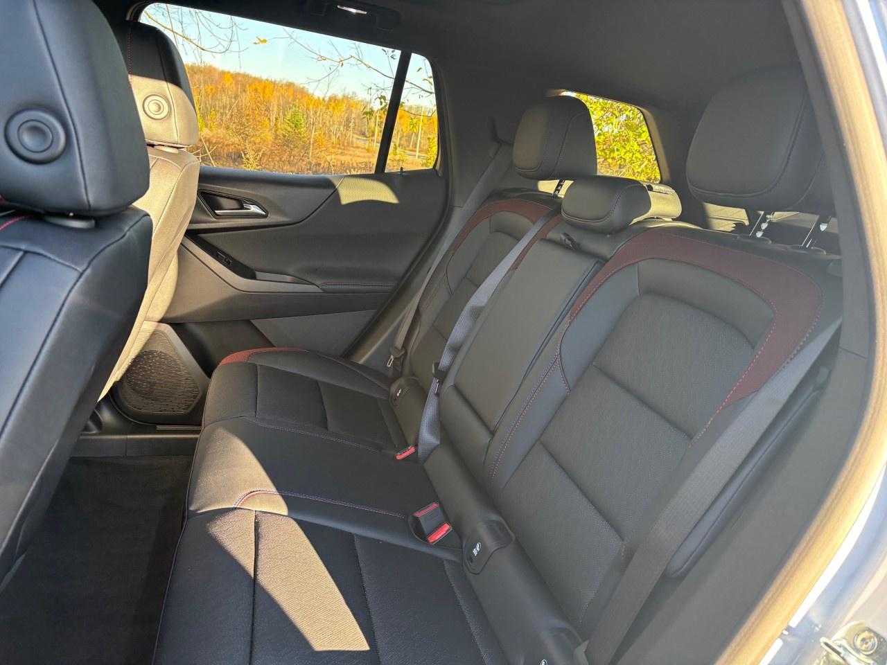 2026 Chevrolet Equinox AWD RS Photo